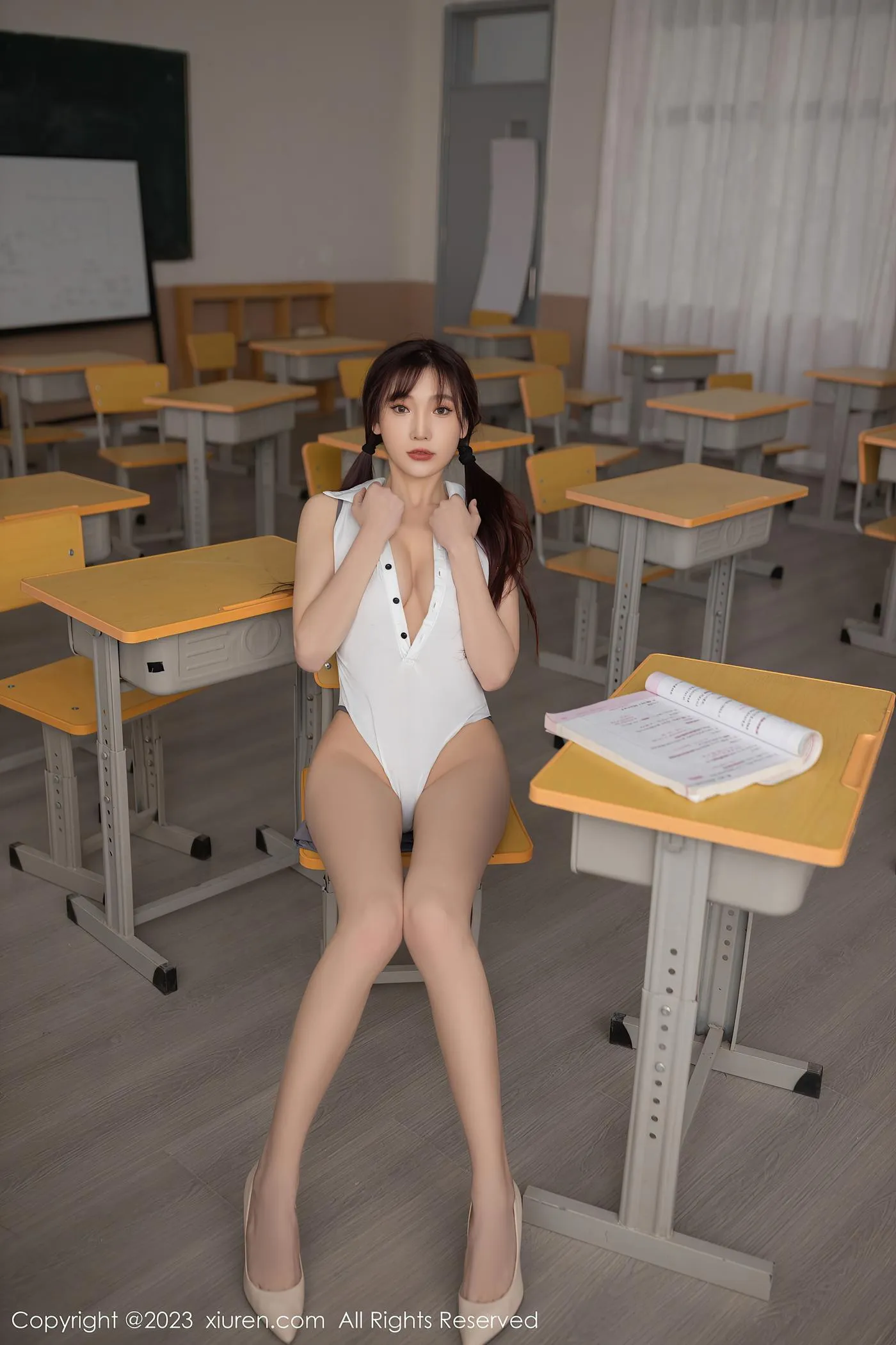 [XIUREN秀人网] 2023.03.02 NO.6353 陆萱萱 [82P]插图